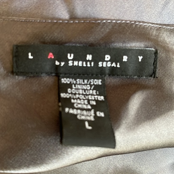 Laundry by Shelli Segal beaded silk halter top - Picture 3 of 4